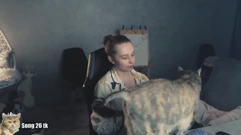 Snapshot of _mother_of_cats chatting on 04/29/26, 07:42 Debby online show from 04/29/26, 07:42