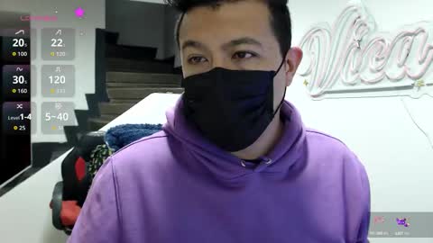 Snapshot of _mr_panda_ chatting on 09/13/25, 11:37 Panda online show from 09/13/25, 11:37