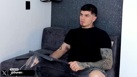 Snapshot of _mrcock_ chatting on 10/19/25, 11:05 _mrcock_ online show from 10/19/25, 11:05