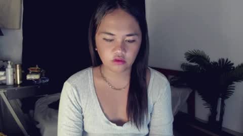 Snapshot of _mslibaylibay_ chatting on 06/19/26, 05:12 Angel online show from 06/19/26, 05:12