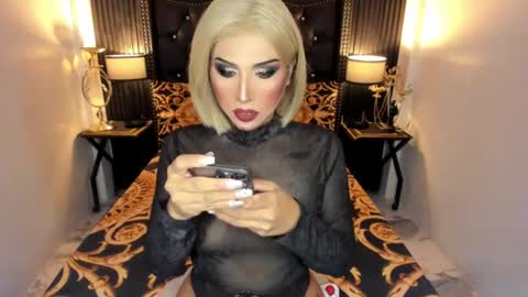 Snapshot of _natashacooper_ chatting on 06/30/26, 09:32 _natashacooper_ online show from 06/30/26, 09:32
