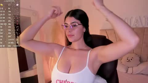 Niah  You can call me Ni or cutie haha online show from 03/07/25, 09:27