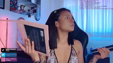 Snapshot of _nickmai chatting on 01/21/25, 03:43 Mai MODEL INDEPENT online show from 01/21/25, 03:43