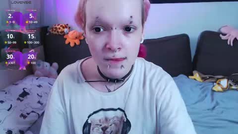 Snapshot of _nicole_meow_ chatting on 07/19/26, 01:26 Nicole online show from 07/19/26, 01:26