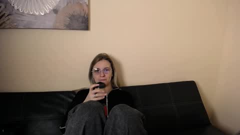 Nica online show from 03/05/26, 10:11