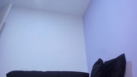 Snapshot of _nicollee chatting on 02/28/25, 09:04 juliana online show from 02/28/25, 09:04