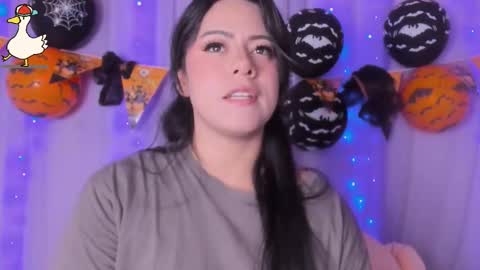 niiky online show from 10/22/25, 12:16