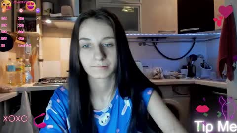 Nika online show from 03/01/25, 10:10