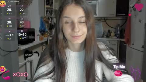 Nika online show from 10/06/25, 04:04