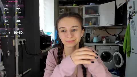 Nika online show from 02/18/26, 08:21