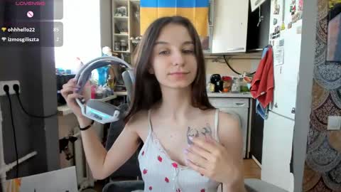 Nika online show from 04/21/26, 07:14