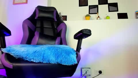 Noa Smith online show from 12/05/25, 12:03