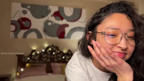 Mikayla online show from 12/16/24, 09:31