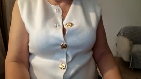 Charlotte online show from 04/19/26, 03:44