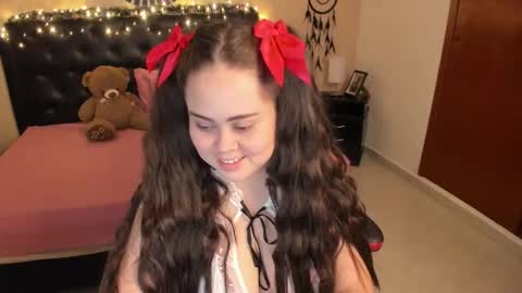 Olivia jones online show from 12/03/25, 02:26