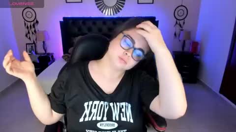 Snapshot of _oliviajoness chatting on 07/03/26, 12:22 Olivia jones online show from 07/03/26, 12:22