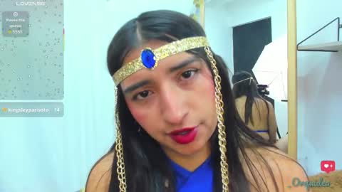 Orquidea  online show from 10/01/25, 02:01