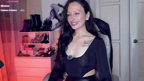Snapshot of _owner_ chatting on 06/04/26, 02:45 The Supreme Goddess Rose online show from 06/04/26, 02:45