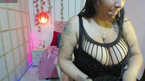 Snapshot of _pamela_ebony chatting on 05/05/26, 07:55 pamela online show from 05/05/26, 07:55