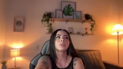 _paulah2 online show from 11/07/25, 07:36