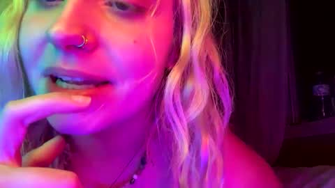 Snapshot of _peaceoutgirlscout_ chatting on 09/23/25, 08:50 _peaceoutgirlscout_ online show from 09/23/25, 08:50