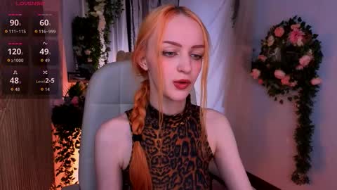 Maisie online show from 11/27/25, 10:34