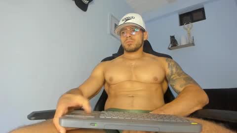 Snapshot of _poseidon1_ chatting on 02/13/25, 11:26 Poseidon online show from 02/13/25, 11:26