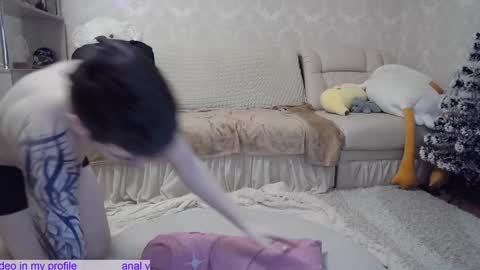 Snapshot of _pretty_fox_ chatting on 12/15/24, 03:45 _pretty_fox_ online show from 12/15/24, 03:45