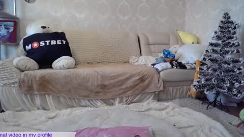 Snapshot of _pretty_fox_ chatting on 12/30/24, 08:10 _pretty_fox_ online show from 12/30/24, 08:10