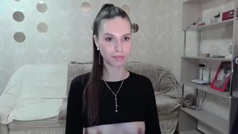 Snapshot of _pretty_fox_ chatting on 10/01/25, 02:12 _pretty_fox_ online show from 10/01/25, 02:12