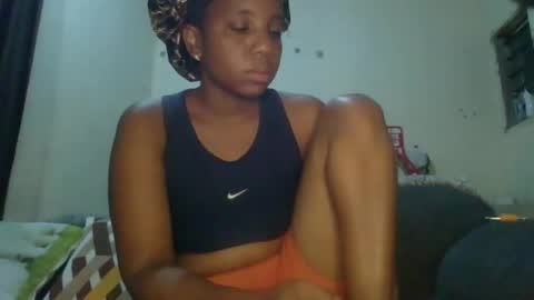 queen online show from 01/21/25, 07:06