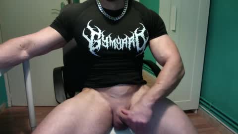 Snapshot of _r__o__b______ chatting on 10/12/25, 11:04 Demon Rob online show from 10/12/25, 11:04