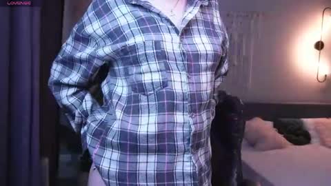 Rina online show from 04/23/26, 01:18