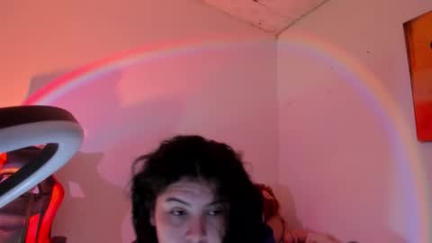 Stefany online show from 10/12/25, 11:42