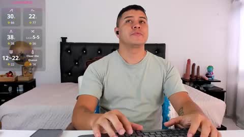   online show from 11/29/25, 03:15