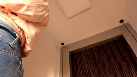 rebecca online show from 02/04/25, 03:26