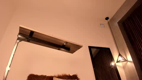 rebecca online show from 03/09/25, 04:44