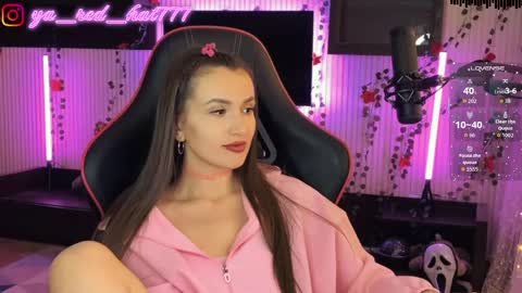 -RED HAT- online show from 04/17/26, 09:45