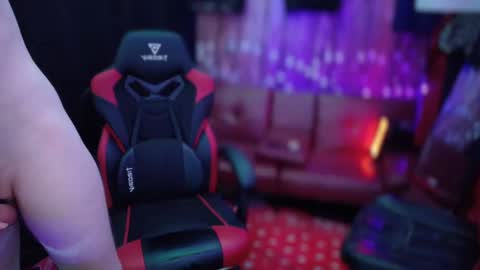 REDxxx online show from 02/27/25, 05:58