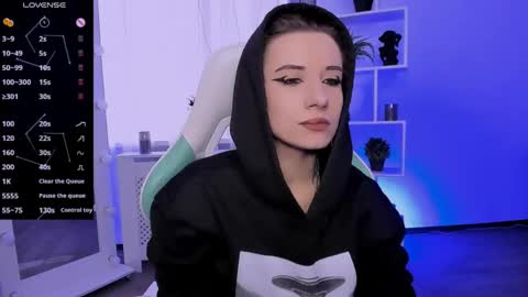 Snapshot of _rein_ramm chatting on 04/23/26, 01:35 Rein online show from 04/23/26, 01:35