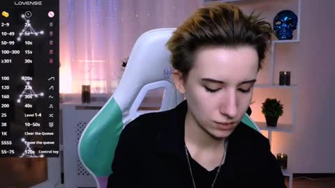 Snapshot of _rein_ramm chatting on 05/24/26, 05:07 Rein online show from 05/24/26, 05:07