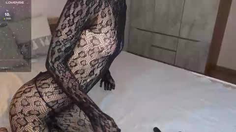 LISSAPVT IS OPEN online show from 11/09/25, 01:15