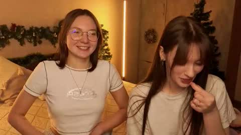 LISSAPVT IS OPEN online show from 12/17/25, 06:30