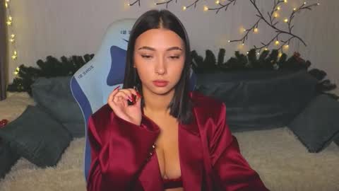 LISSAPVT IS OPEN online show from 01/13/26, 10:53