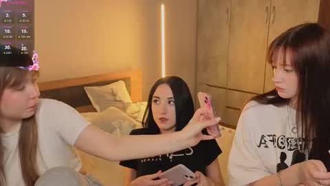 LISSAPVT IS OPEN online show from 03/08/26, 02:54