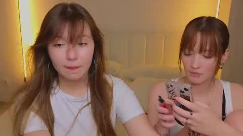Snapshot of _reverse_gang_ chatting on 07/05/26, 04:25 LISSAPVT IS OPEN online show from 07/05/26, 04:25