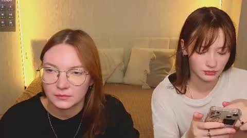 Snapshot of _reverse_gang_ chatting on 07/11/26, 06:38 LISSAPVT IS OPEN online show from 07/11/26, 06:38