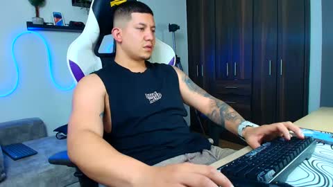 Roberto online show from 02/08/25, 06:44