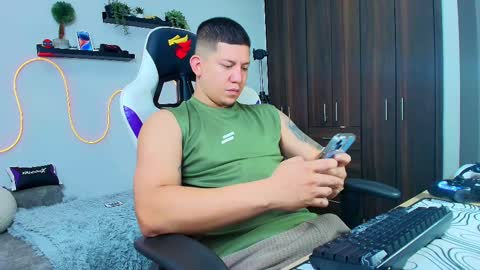 Roberto online show from 02/10/25, 12:39