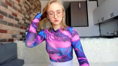 Ruby online show from 12/04/25, 09:07